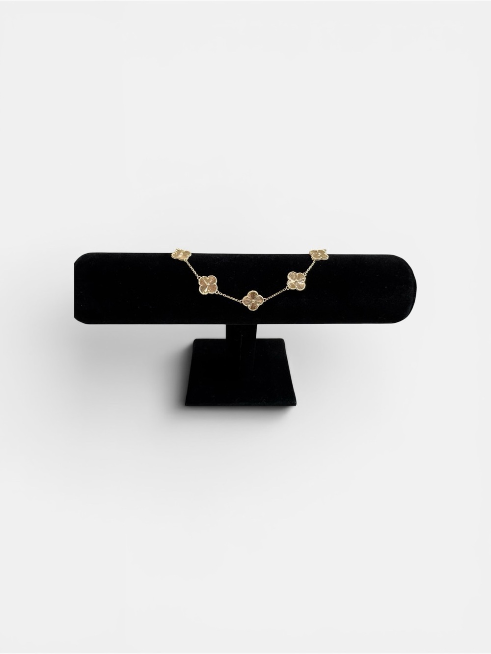 7.5” 10k gold clover bracelet
